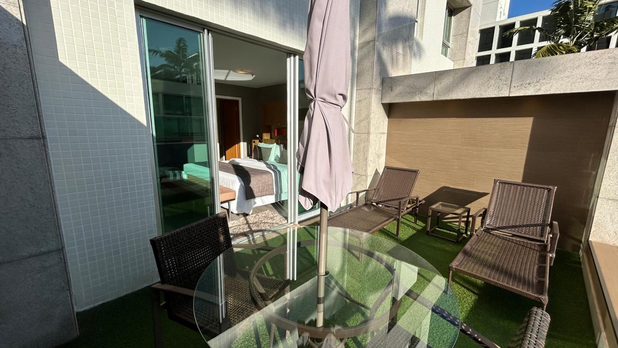 Jade Hotel Brasilia Candangolandia Εξωτερικό φωτογραφία A balcony at a hotel